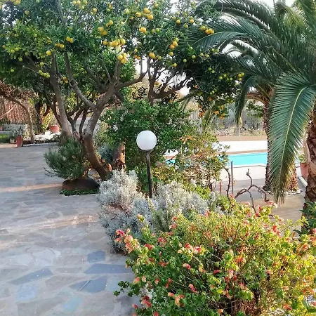 Paradise Found - A Greek Retreat With The View *