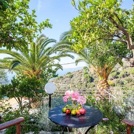 Paradise Found - A Greek Retreat With The View *